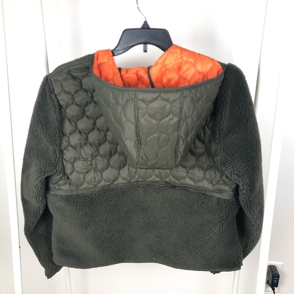 NWT Veronica Beard Leo High Pile Fleece Quilted Pullover size M - Picture 10 of 15